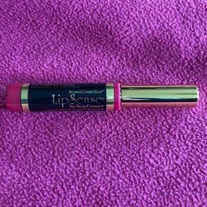 Brand New LipSense Kiss For A Cause